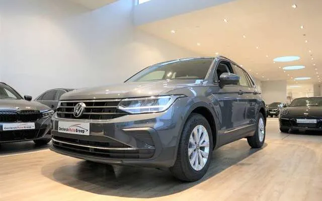 Volkswagen Tiguan 1.5TSI 150PK 6V*NIEUW MODEL*STOCK & TOPPRI Image 2