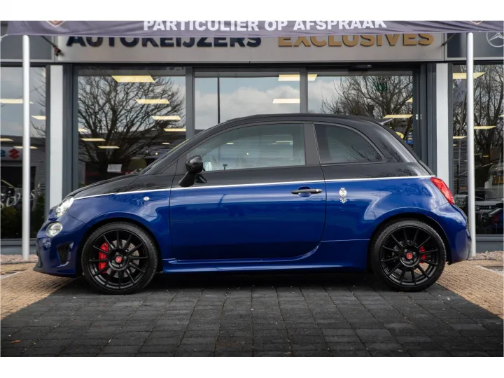 Fiat 500C 1.4 T-Jet Abarth 595 Competizione 70th Anniversary  Image 3